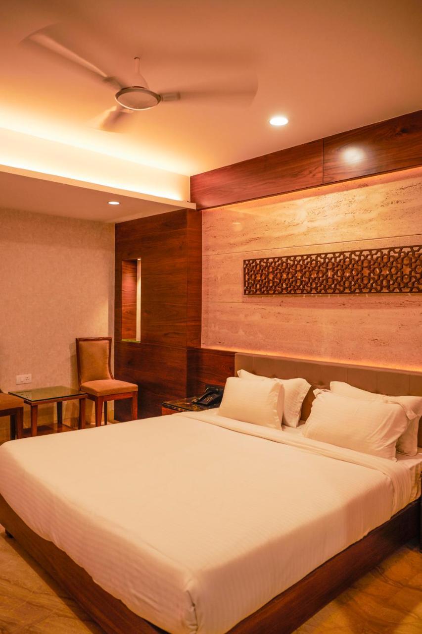 The Atithi Niwas Hotel Indaur Kültér fotó