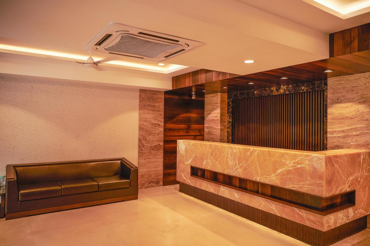 The Atithi Niwas Hotel Indaur Kültér fotó