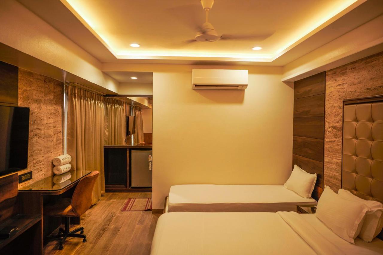 The Atithi Niwas Hotel Indaur Kültér fotó